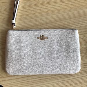 NWT Coach clutch!